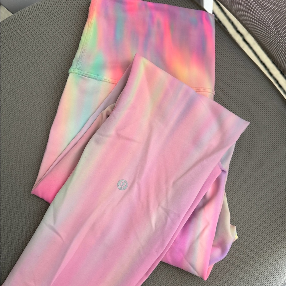 lululemon athletica Wunder Train Tie-Dye Leggings - Pink and Multicolor 25 in